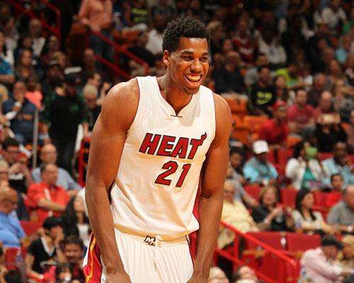 帕奎塔被警告但避免因异议而被延长禁赛——球场风波背后的故事（因异议遭警告，帕奎塔仍免追加禁赛：球场争议始末）