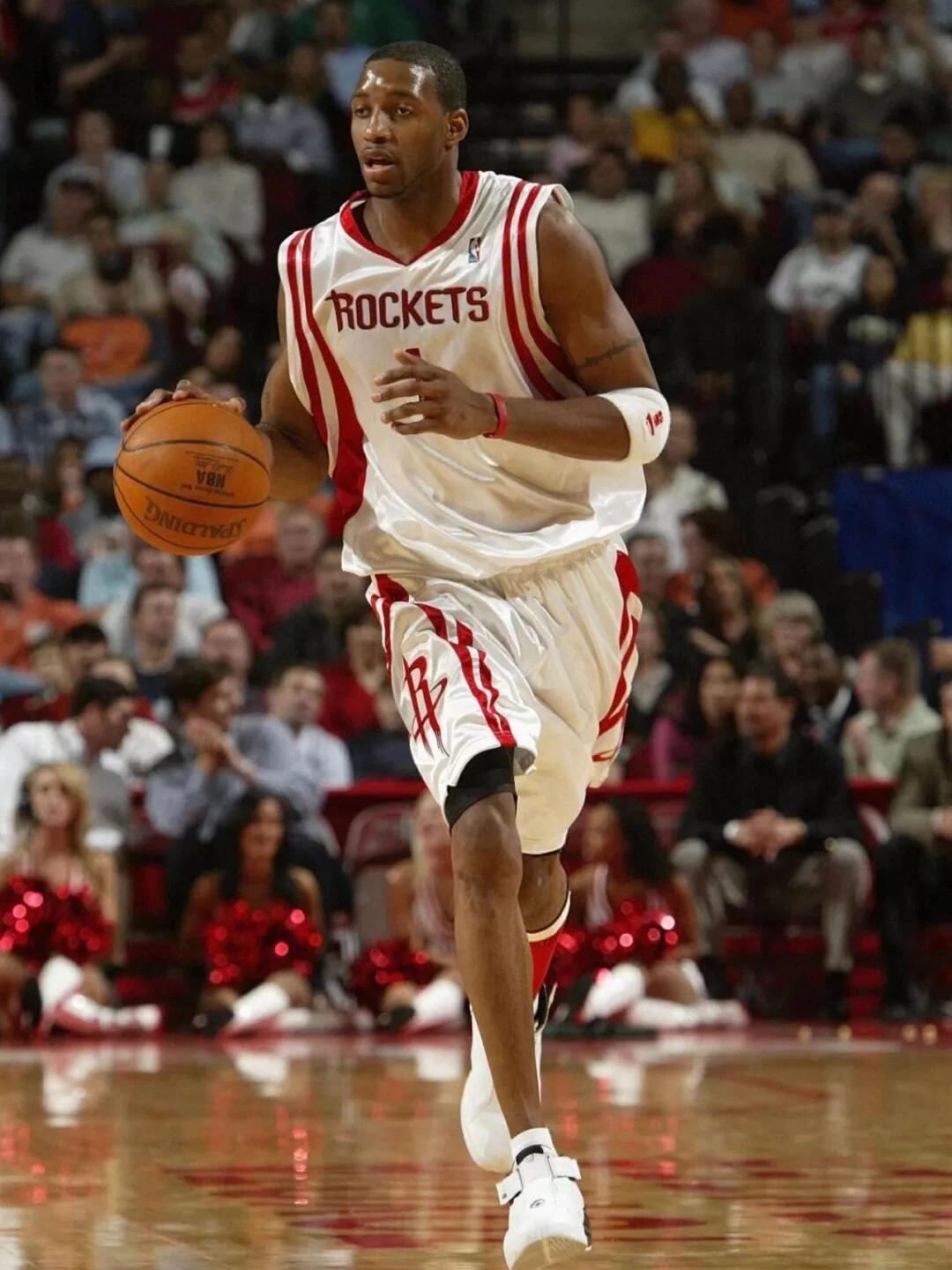 菲尔米诺：我很喜欢维尼修斯，但利物浦对阵皇马我希望红军赢（菲尔米诺：我很欣赏维尼修斯，但红军战皇马时我更盼利物浦取胜）