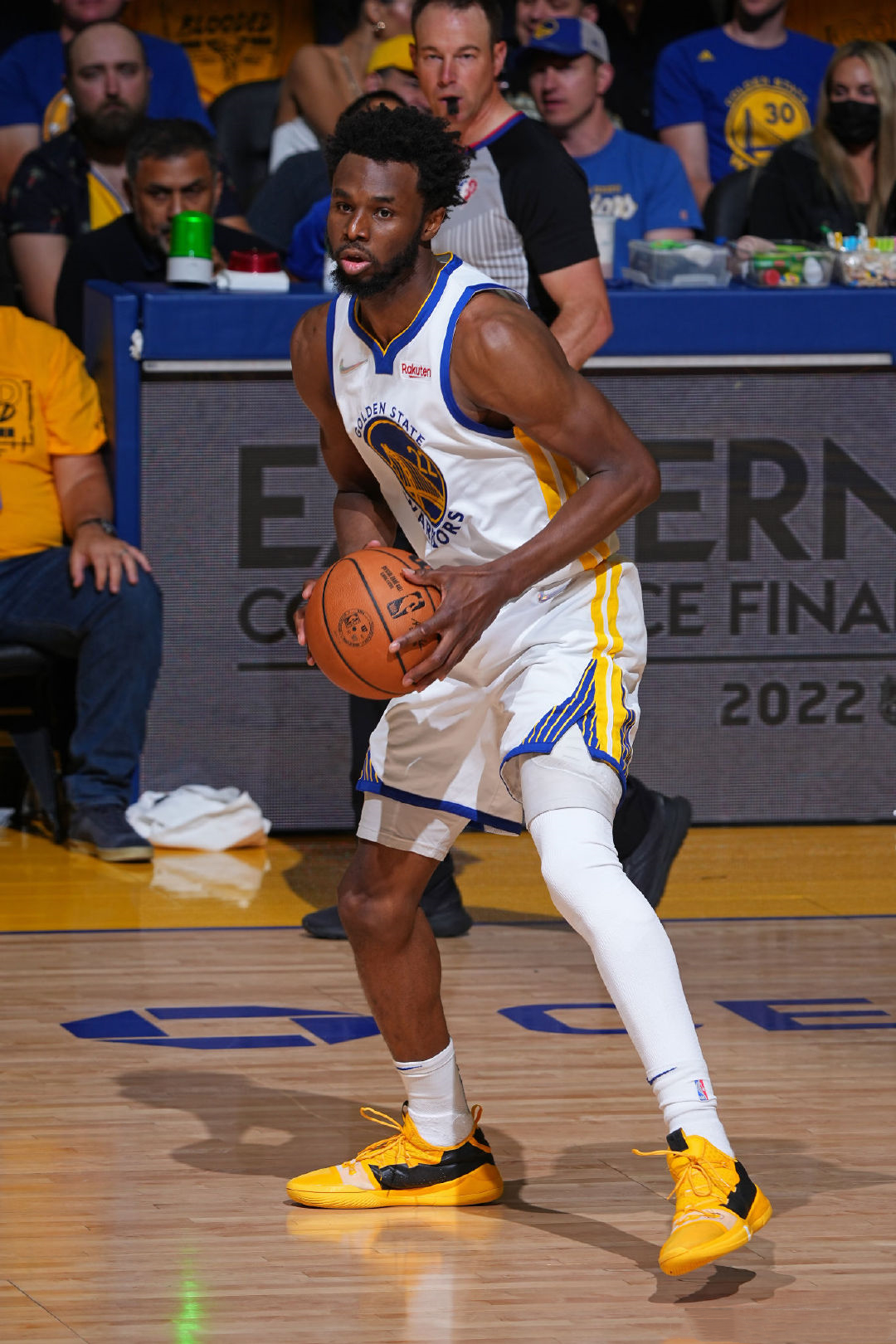 ATP总决赛第2日综述：弗里茨横扫穆塞蒂，辛纳室内硬地27连胜（ATP年终总决赛第2比赛日战报：弗里茨轻取穆塞蒂，辛纳室内硬地连胜刷新至27场）