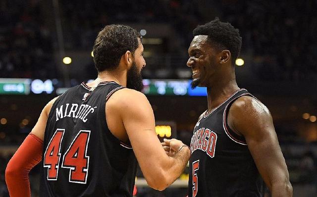 常州市长：常州队曾战平苏超冠军，让大家看到常州的拼搏坚韧（常州市长：常州队曾逼平苏超冠军，展现常州的拼搏与韧性）